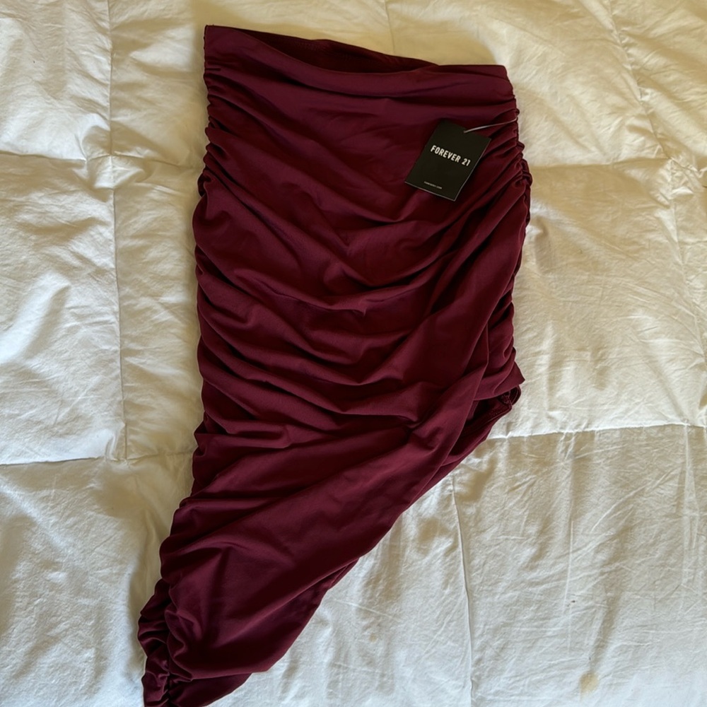 BRAND NEW Forever 21 Aysmmetrical skirt